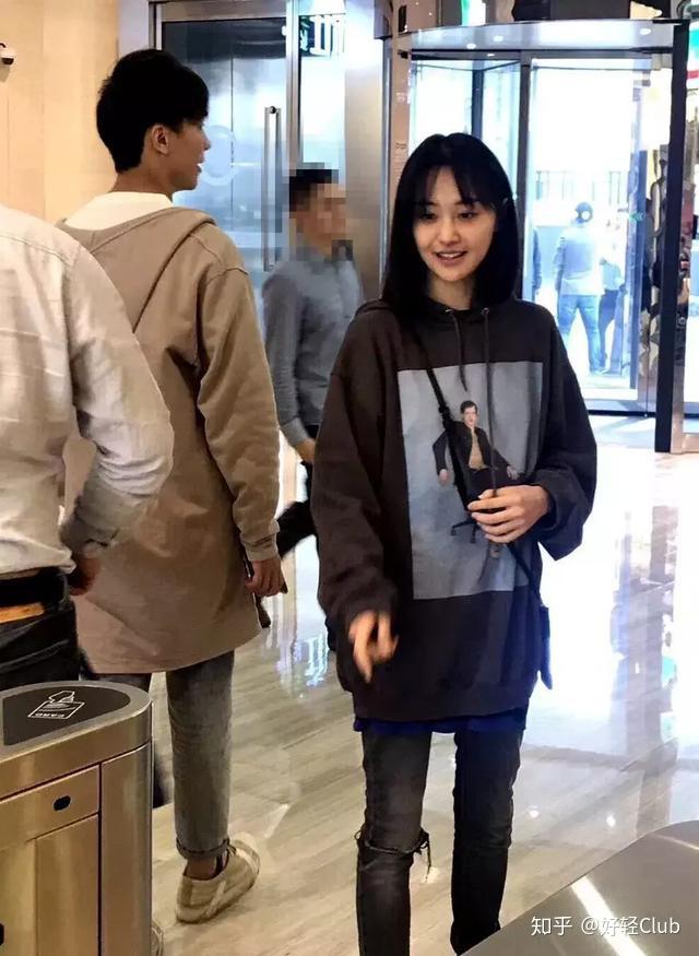 如果特别瘦的男生健身会怎么样_明星健身变瘦图片男生_瘦的男生健身
