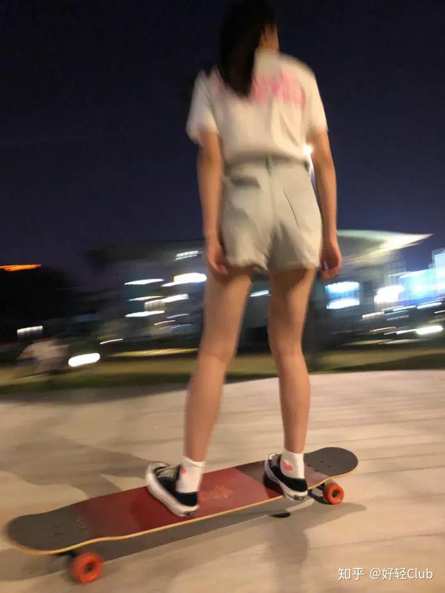 瘦的男生健身_如果特别瘦的男生健身会怎么样_明星健身变瘦图片男生