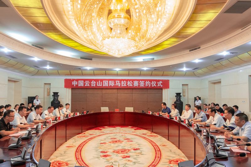 马拉松签约运动员待遇_马拉松签约_马拉松签约哪积分领奖金