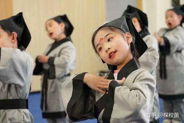学校营养餐宣传报道_营养餐学校美篇_学校营养餐稿件