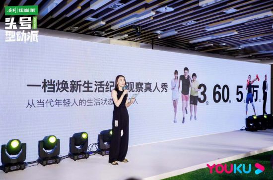 60年健身明星_常年健身的明星_健身出名的明星