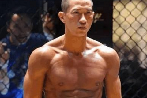最帅日本健身男明星_日本健身名人_帅健身明星日本男演员