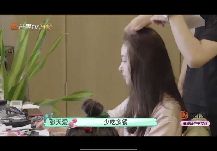 女明星健身化妆么_健身化妆是什么心态_化妆健身有什么不好吗