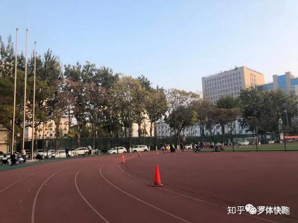 马拉松时间2021北京_马拉松北京开始时间_北京马拉松 时间