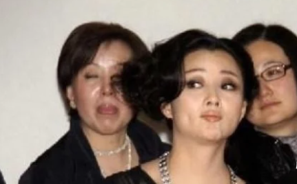 明星健身女瘦大腿图片_瘦大腿的照片_瘦大腿最有效的健身操