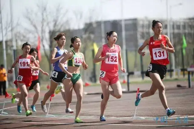 运动有氧是什么意思_氧运动是指哪些运动_有氧运动的意思