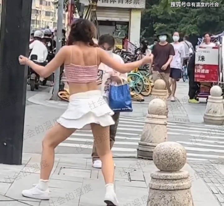 学生网红体操视频_网红小学生体操_小学生体操2021