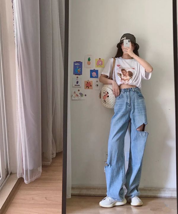 健身的裤子应该宽松还是紧_健身裤子紧点好还是松点_运动裤腿粗健身房