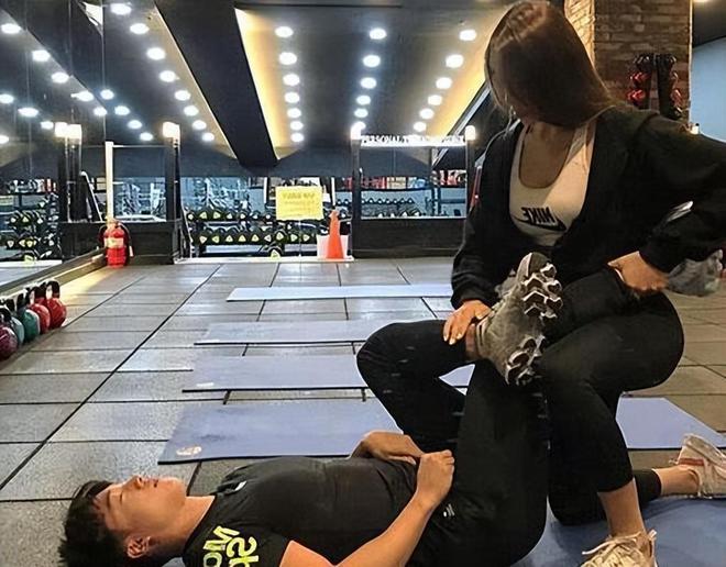 金华健身房私教价格_金华好的私教健身房_金华健身教练培训